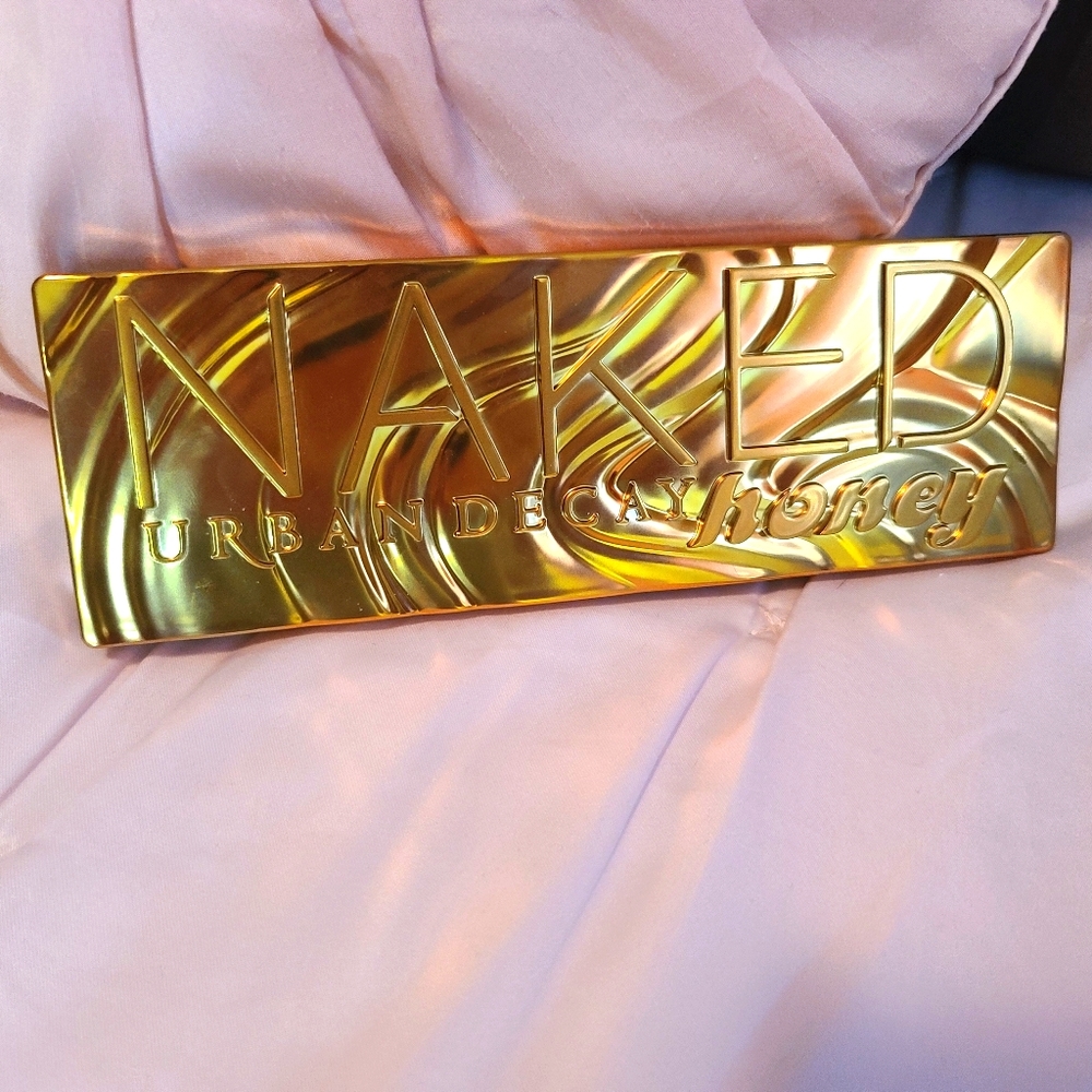 Urban Decay Naked Honey Eyeshadow Palette